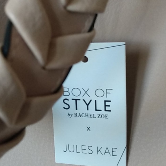 Purse - Picture 2 of 8